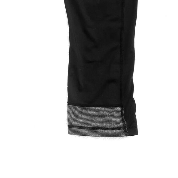 Reebok 3/4 Length Leggings - Picture 7 of 8